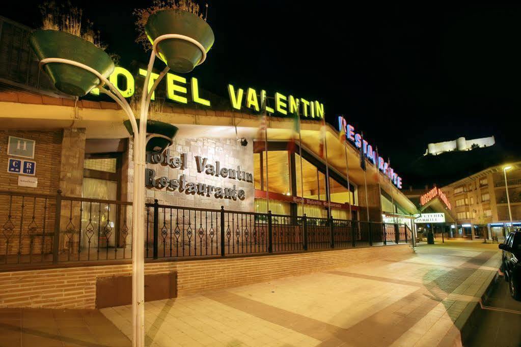 Hotel Valentin Aguilar de Campoo Ngoại thất bức ảnh